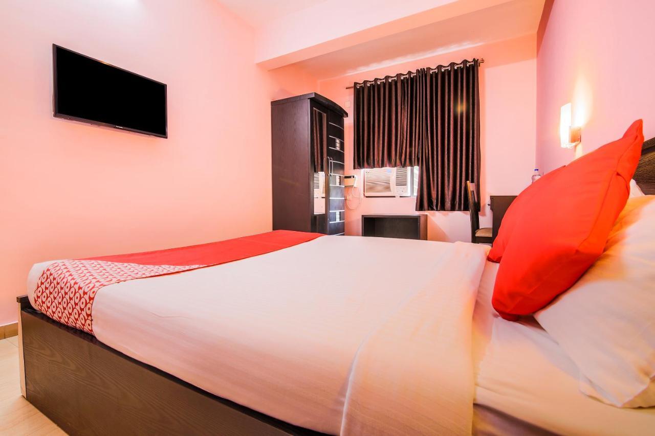 Oyo 24761 All Seasons Guest House Маргао Экстерьер фото